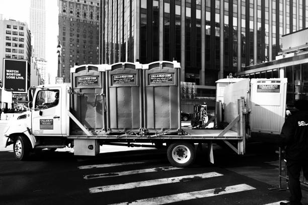 Portable Toilet Options We Offer in Barberton, WA